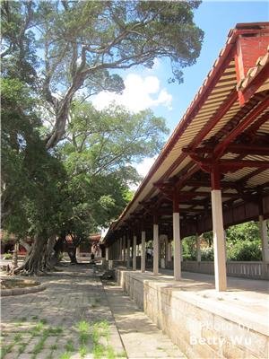 Kaiyuan Temple