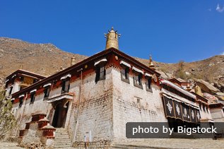 Монастырь Сера