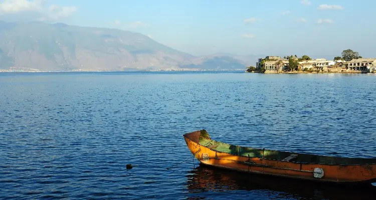 Erhai Lake