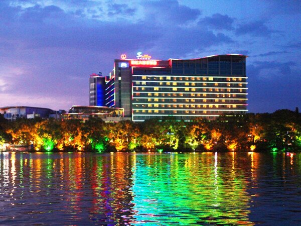Lijiang Waterfall Hotel