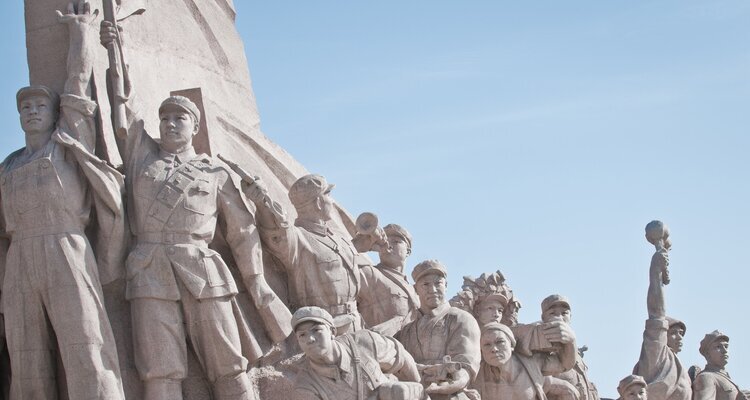 Monumento a los Héroes del Pueblo