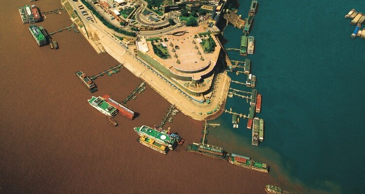 The meeting point of the Jialing River and the Yangtze River