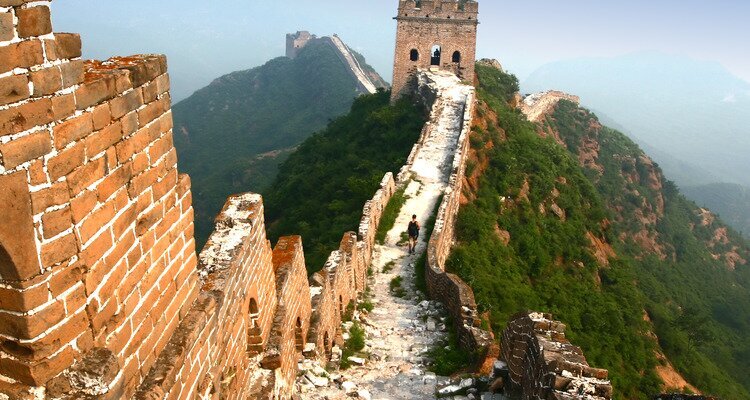 Bumpy road in Simatai