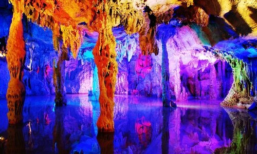 Grotte de la Flûte de Roseau