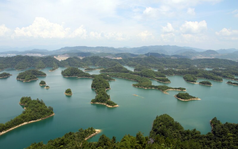 Baihua Lake