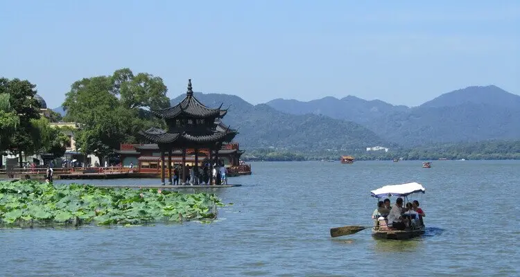 West Lake Boat