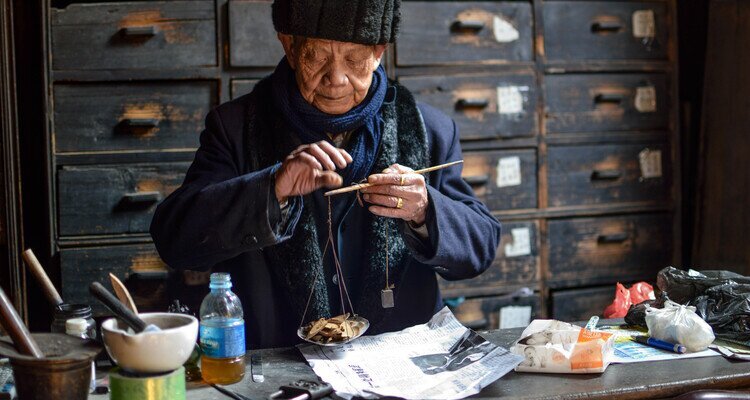 Try Chinese Medicine Consultation and A Herbal Tea