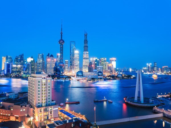 Vista notturna di Shanghai