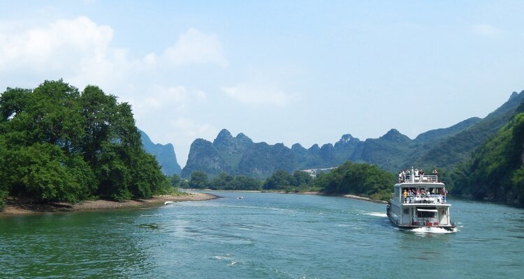 Take a Li River Cruise to View the Karst Landscape, Guilin, China