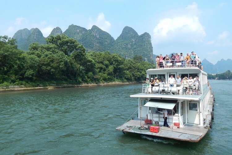 Crociera sul Fiume Li