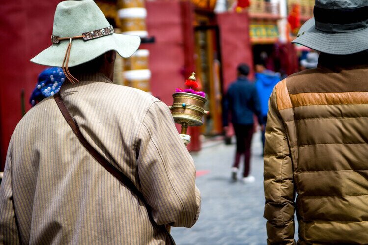 チベットツアーおすすめ体験‐八角街