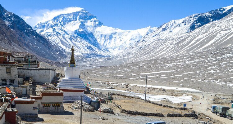 Monastère de Rongbuk près de l'Everest