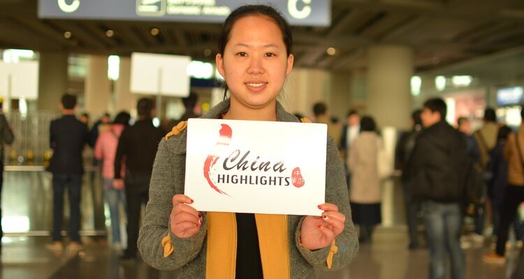 Our guide will wait for you with a hand sign