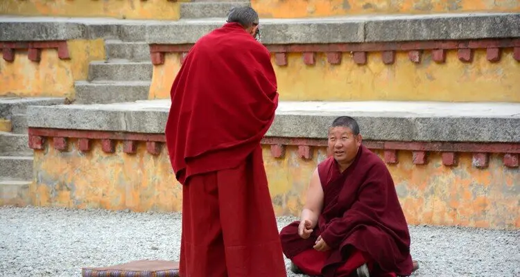 Lhasa monks