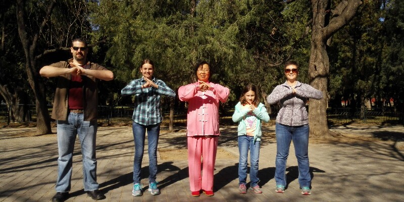 Learn playing Tai Chi at the Temple of Heaven