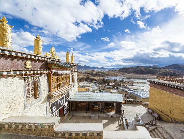 Songzanlin Lamasery in Shangri-La