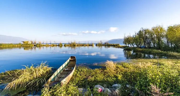 erhai lake