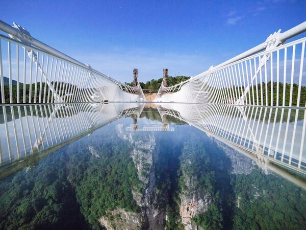 ponte di vetro