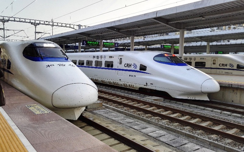 Guangzhou - Jinan Trains 