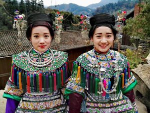 Chinese Language Facts: 10 Basic, 12 Surprising