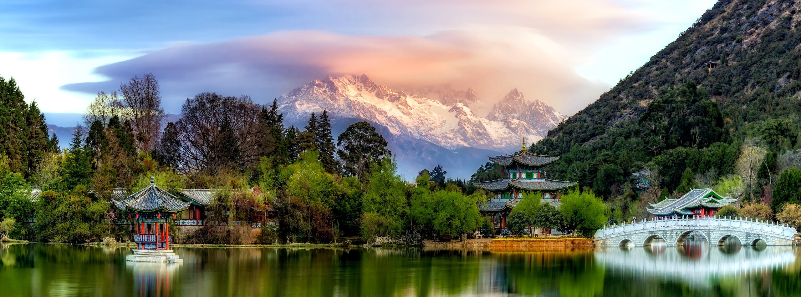 Tour privato in Cina di 16 giorni alla scoperta di Chengdu, Yunnan e Shanghai