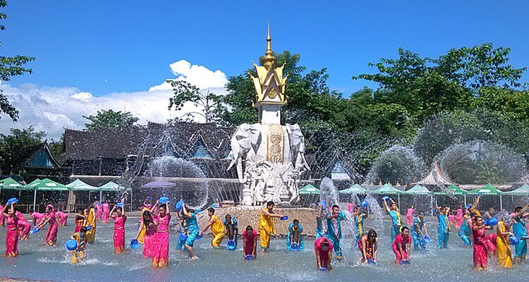 Water-Splashing Festival