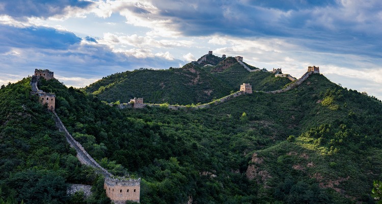 Simatai Great Wall — A Hikers’ Classic, Unrestored And Night Tour