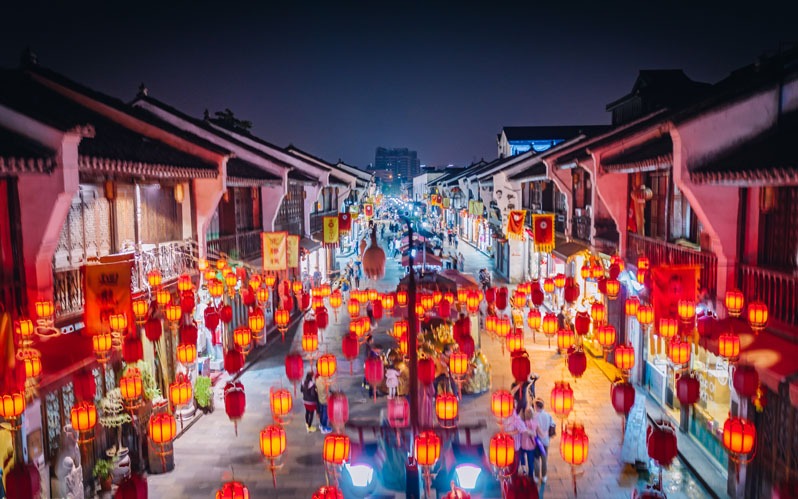 Chinese Lantern Festival 2022: Feb. 15, Traditions, Food, Events 