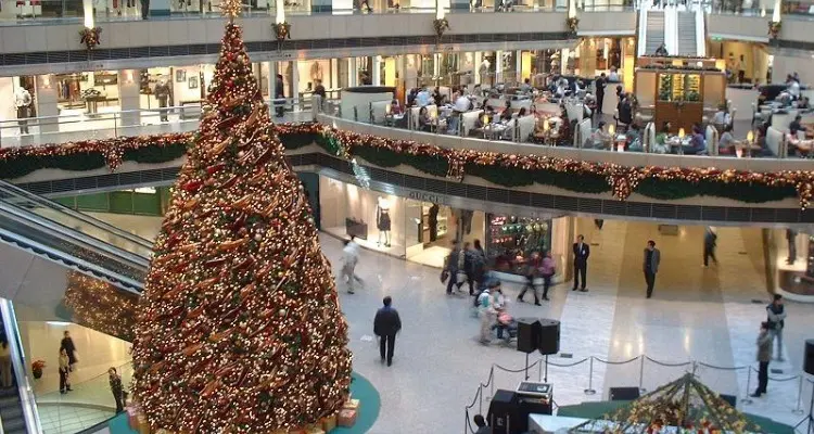 Chinese mall at Christmas