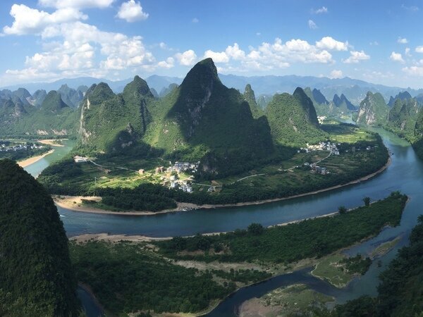 Río Li y colinas kársticas