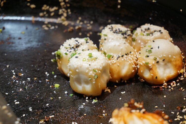Shengjianbao (生煎包), una especialidad emblemática de Shanghái.