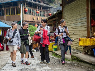 Notre Guide explique la culture des minorités locales
