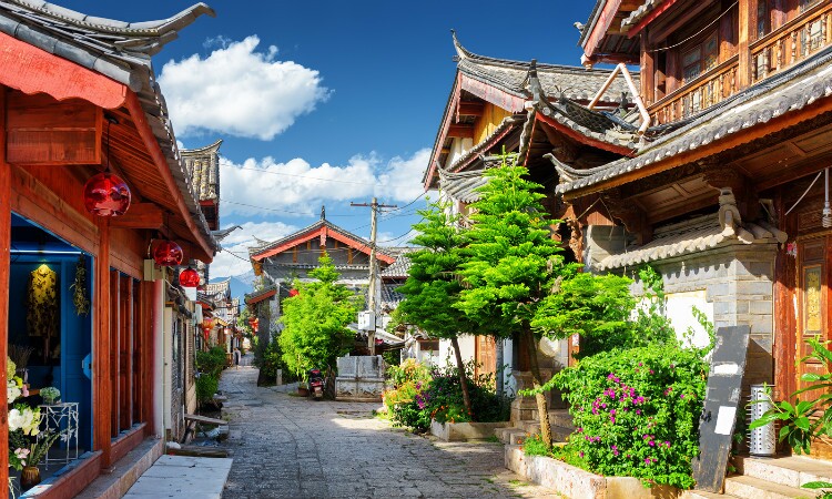 Lijiang Old Town — A Walk Through Lijiang's 800 Years of History