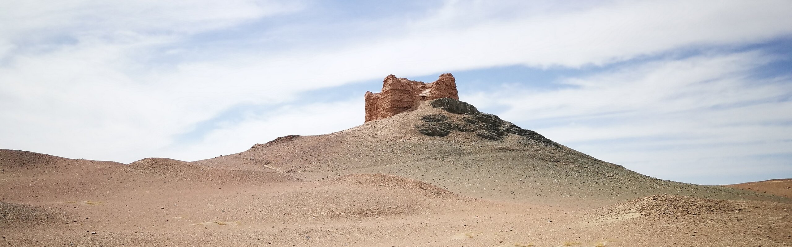  Tiemen Pass near Korla 