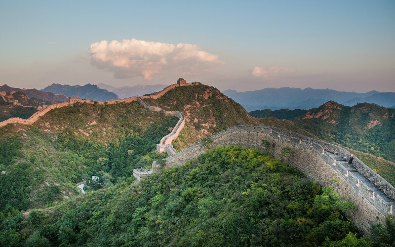 Over 300 Famous People Have Visited the Great Wall - See Our Top 30        