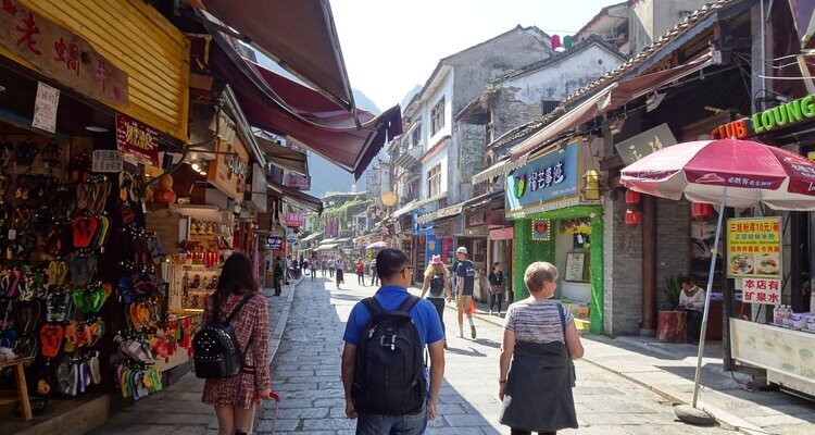 Rue de l'Ouest à Yangshuo