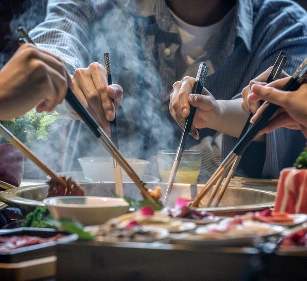 The Differences Between Tourist Restaurants and Local Restaurants