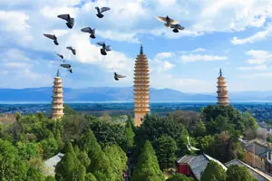 Buddhism in China, The Three Pagodas in Dali