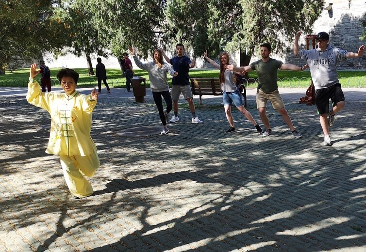 Clase de taichí en el Templo del Cielo