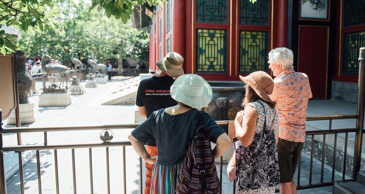 La mayor parte del área cuenta con terreno plano.