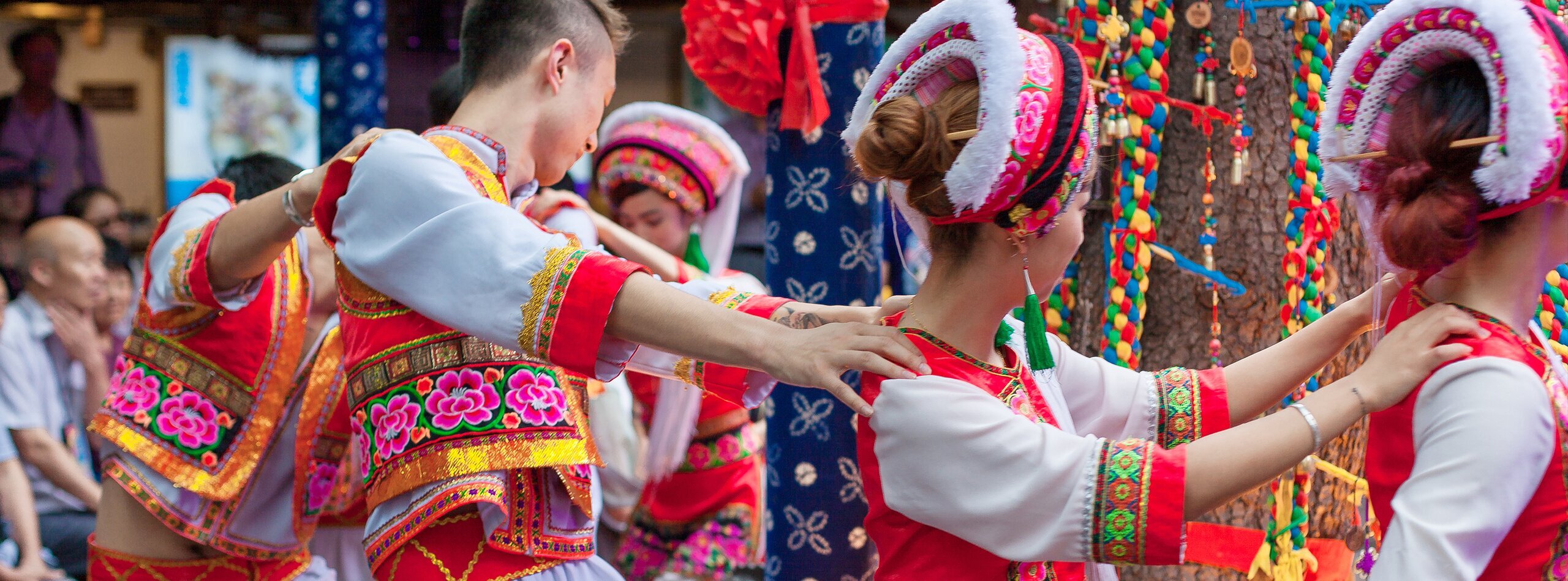 Xizhou Bai Culture Experiences: Feast, Fire, Festival