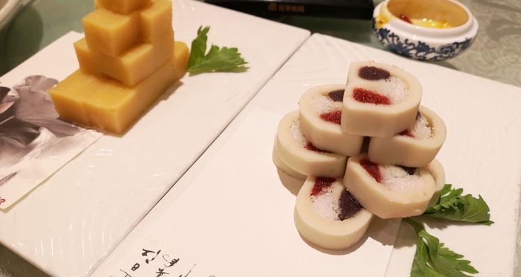 Royal court desserts