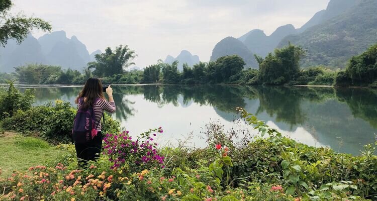 Yulong River Hiking