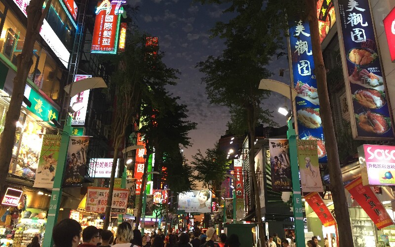 Ximending Night Market - Perumperindo.co.id