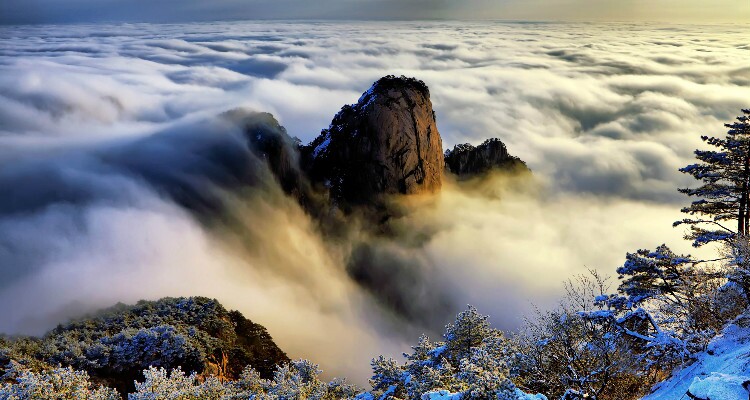 The Sea of Clouds