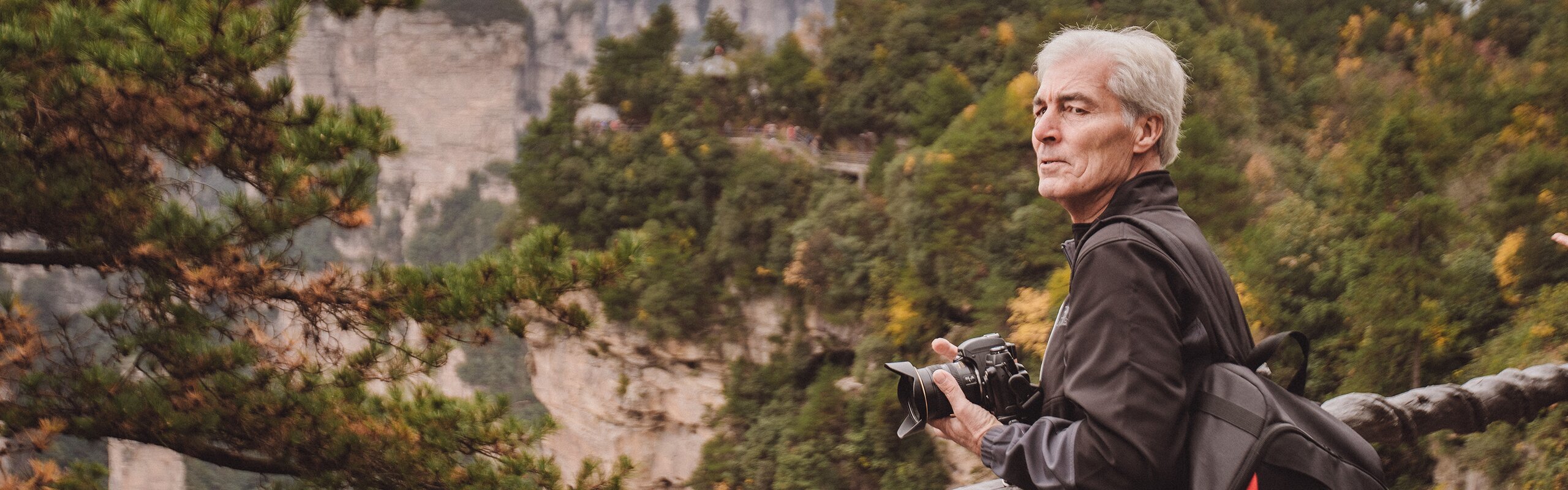 Zhangjiajie November Weather 2026: Peak Foliage & Cool Days