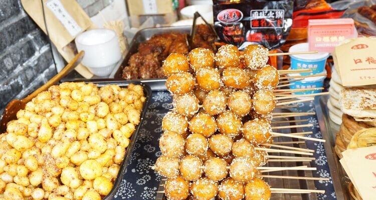 Fried Glutinous Rice Balls (Tangyou wanzi)