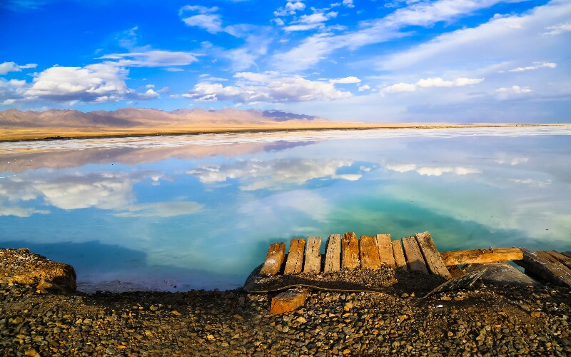 Golmud Chaerhan Salt Lake, China’s Biggest Salt Lake