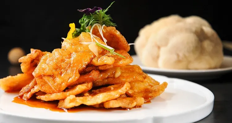 Harbin Food: Fried Pork in Scoop