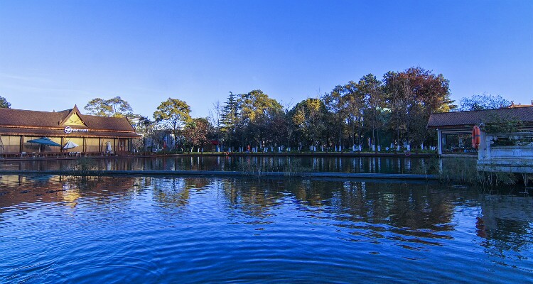 Winter Scenery in Dai Minority Park